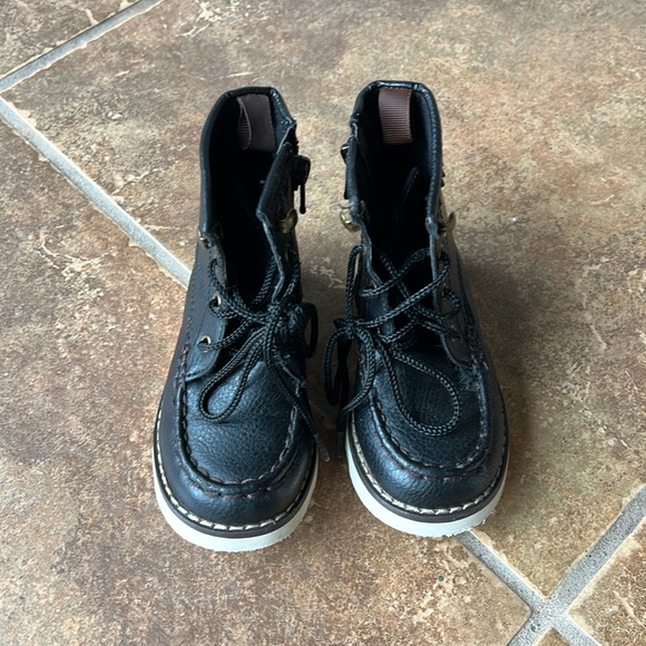 Lace up hiker boots - Picture 2 of 4